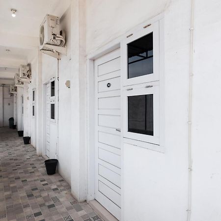 RedDoorz Syariah near RSUD Zainoel Abidin Banda Aceh Hotel Exterior foto